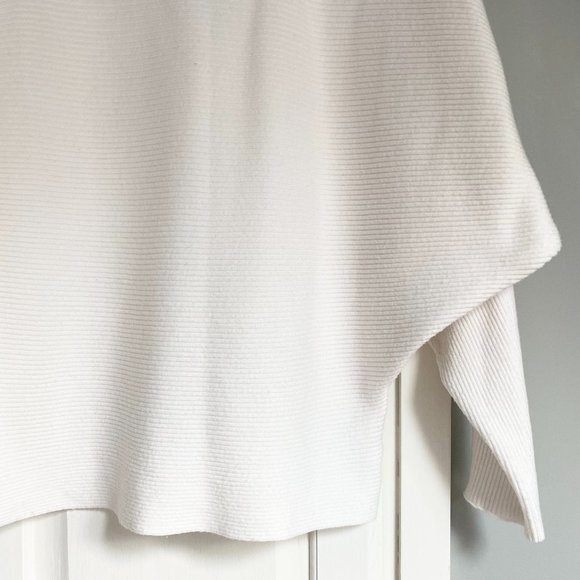 Gaberly || Batwing Knitted Pullover - Picture 7 of 7